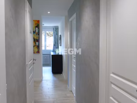 grand appartement avec trois chambre et deux balcons à achet