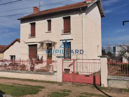 à vendre maison années 30 avec fort potentiel le coteau