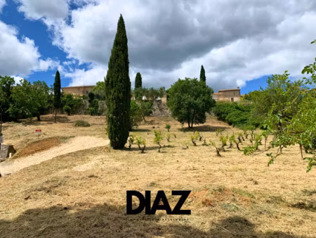 terrain à bâtir d'environ 850 m2 vue dégagée la rouvière