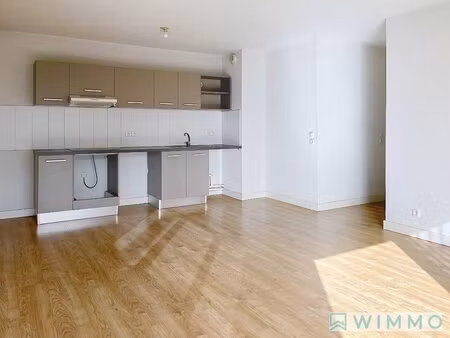 t3 à lormont de 64m² avec balcon de 10m²