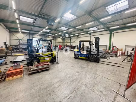 batiment semi independant a louer