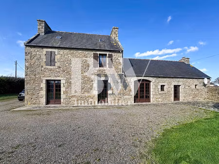 maison ancienne à vendre à kerlouan - 6 pièces  grand terrain  calme et vue jardin