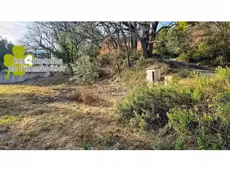 vente terrain 900 m² à puyloubier (13114)  229 000 €