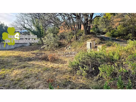 vente terrain 900 m² à puyloubier (13114)  249 000 €