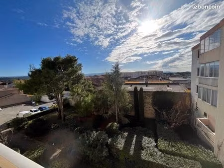 t3 lumineux 73 m² – balcon – 2 parkings – ascenseur – vue dégagée