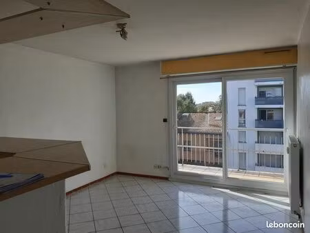 t2 patte d’oie balcons + parking