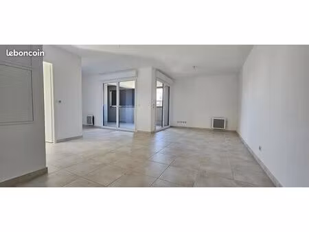 location t2 marseillan