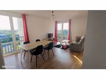 grand t2 bis meublé 69 m² très lumineux – bureau – métro 2 min – vue dégagée