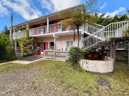 maison 9 pièces 284 m²