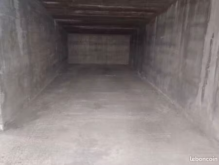 place de parking moto