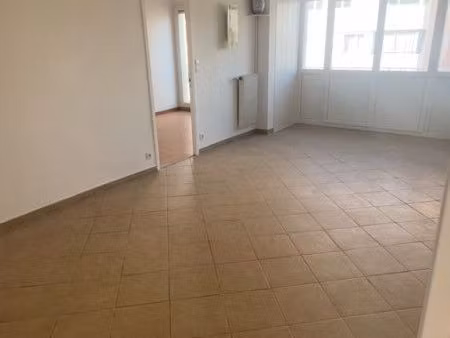 appartement t5 excellent état à saisir rapidement