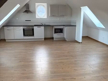 f3 duplex à louer centre ville le quesnoy