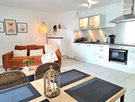 t2 48m² hypercentre dans résidence moderne / garage ouvert dans résidence moderne