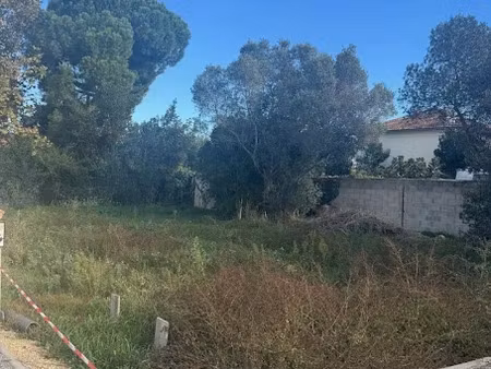 vente terrain 300 m² à istres (13800)  178 000 €