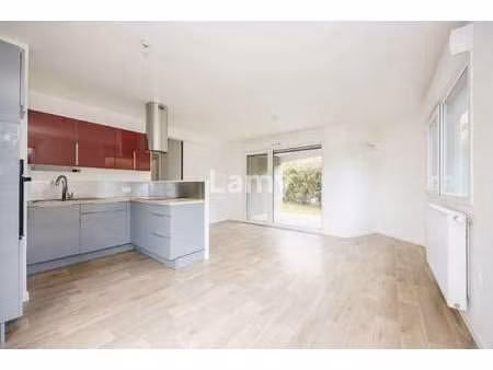 vente appartement 3 pièces à saint-jacques-de-la-lande (35136) : à vendre 3 pièces / 62m² 