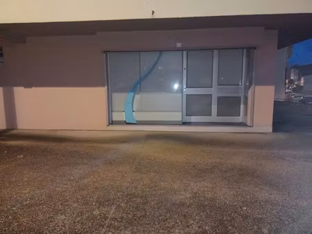 vente locaux professionnels 131 m² à brest (29200)  96 750 €