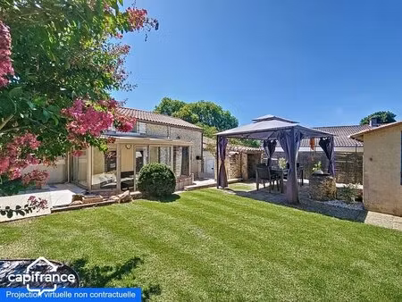 maison en pierre avec jardin et dépendances – 3 chambres – toiture récente –...