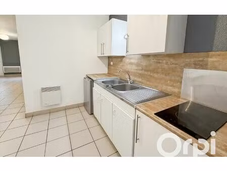 location appartement  38.41 m² t-2 à le pouzin  420 €