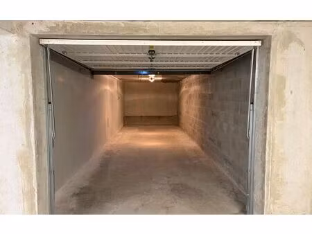 stationnement saint-cergues 30 m² t- à vendre  40 000 €