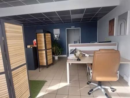 location locaux professionnels 50 m² à villefranche-sur-saone (69400)  nan €