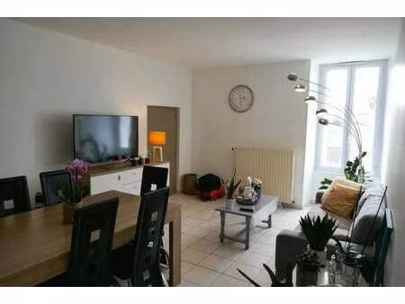 location appartement 3 pièces au may-sur-èvre (49122) : à louer 3 pièces / 60m² le may-sur