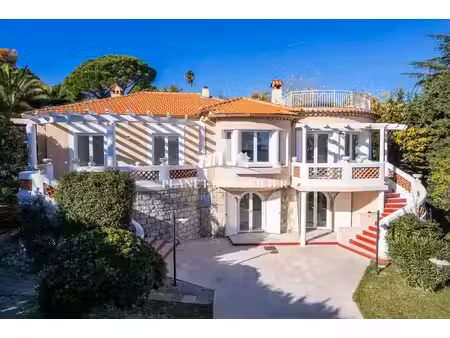 juan les pins villa 5 chambres avec dependances
