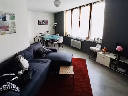 location meublée appartement 2 pièces 49 m² à montbeliard (25200)  480 €