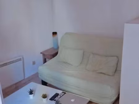 location meublée appartement 1 pièce 27 m² à serignan (34410)  450 €
