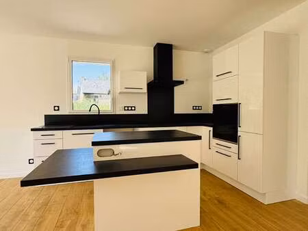 location maison meublé à ercé-en-lamée (35620) : à louer meublé / 115m² ercé-en-lamée