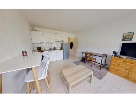 location appartement  25.57 m² t-1 à dardilly  574 €