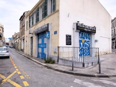 immeuble 130m² duplex + local commercial + parking