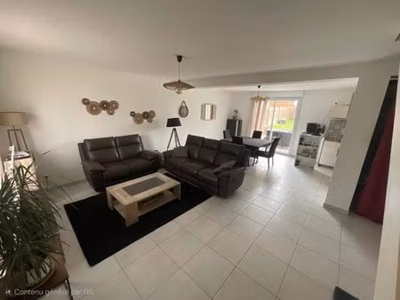 maison spacieuse de 2024  dans une ville grandissante et un lotissement paisible. idéale p