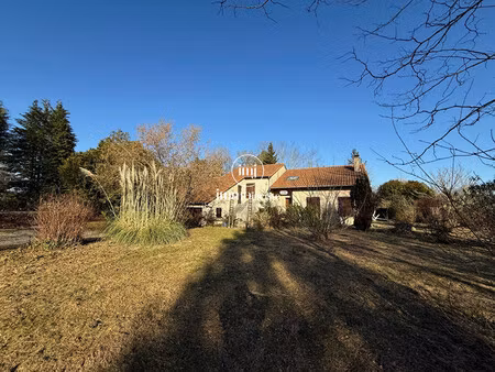 maison de 175 m² avec 4700 m² de terrain saint victurnien