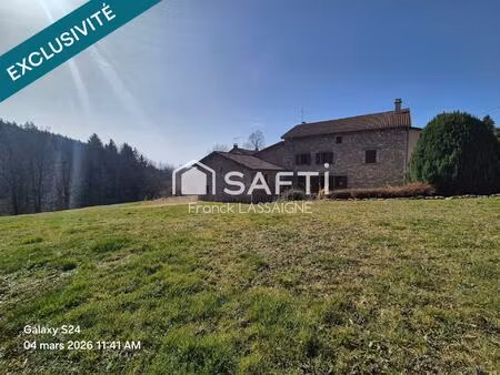maison en pierres sur terrain 4410m² + dépendances