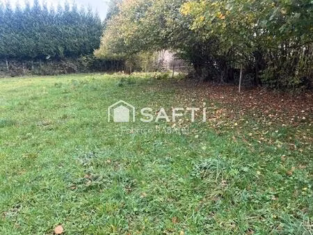 terrain constructible 1496 m2