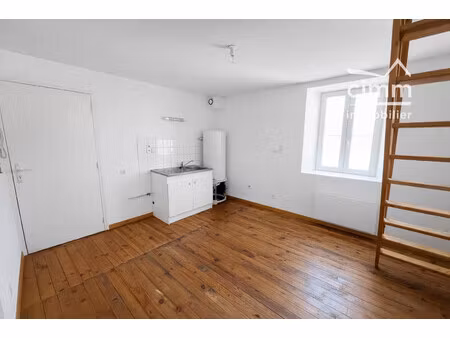 à louer – charmant appartement de 27 m² au coeur de virivill