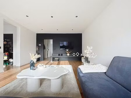 gerenoveerd appartement met 2 kamers te koop in wemmel