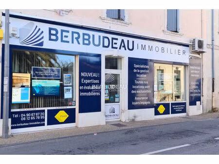 location bureau 70 m² à carpentras (84200)