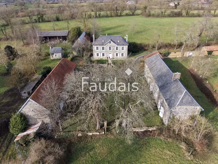 25 minutes de la mer au milieu de 12 hectares