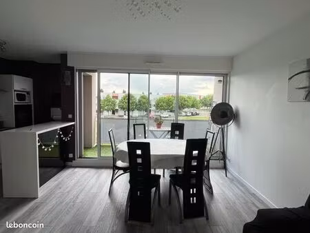 location t2 meublé acigné
