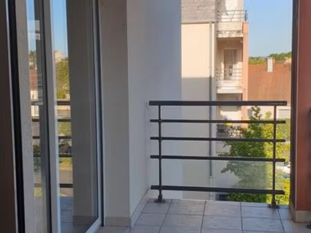 appartement t3 lumineux tout près du centre-ville