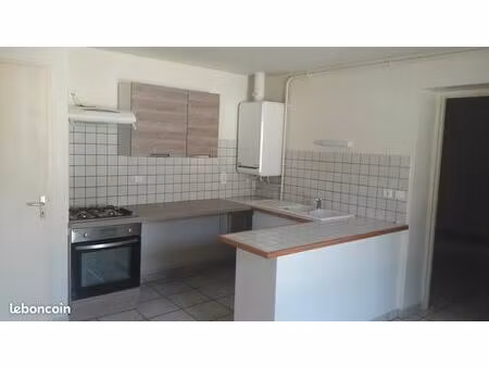 a louer t3 centre ville