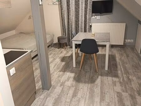 studio meublé a tassé 72430