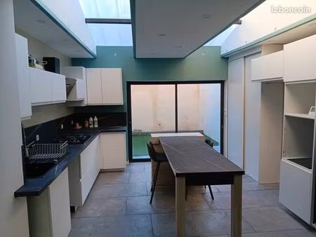 maison 1930 entièrement rénovée proche tourcoing centre – 96 m² – 3 chambres – cour sud/ou