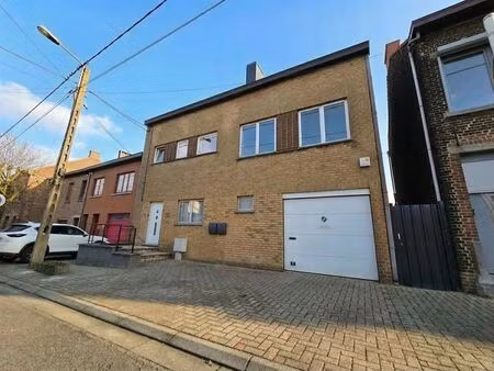 appartement à louer à jumet € 690 (lly5d) - trassud immobilier | zimmo