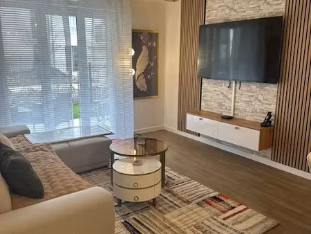 location meublée appartement 3 pièces 60 m² à chessy (77700)  1 850 €