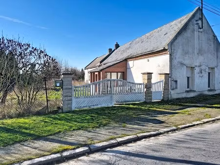 maison de village 5p - proche crécy sur serre