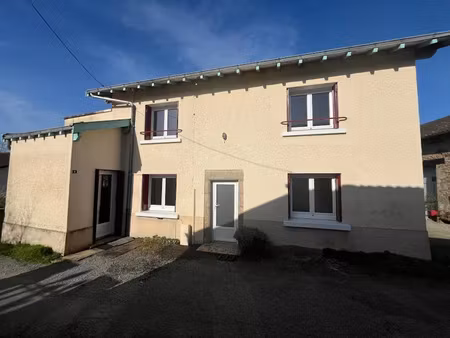 location maison 4 pièces 78 m² à saint-priest-sous-aixe (87700)  790 €