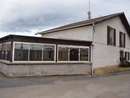 location maison 9 pièces 170 m² à socourt (88130)  1 200 €