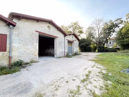 location locaux professionnels 1 pièce 242.87 m² à saint-vincent-de-paul (33440)  490 €